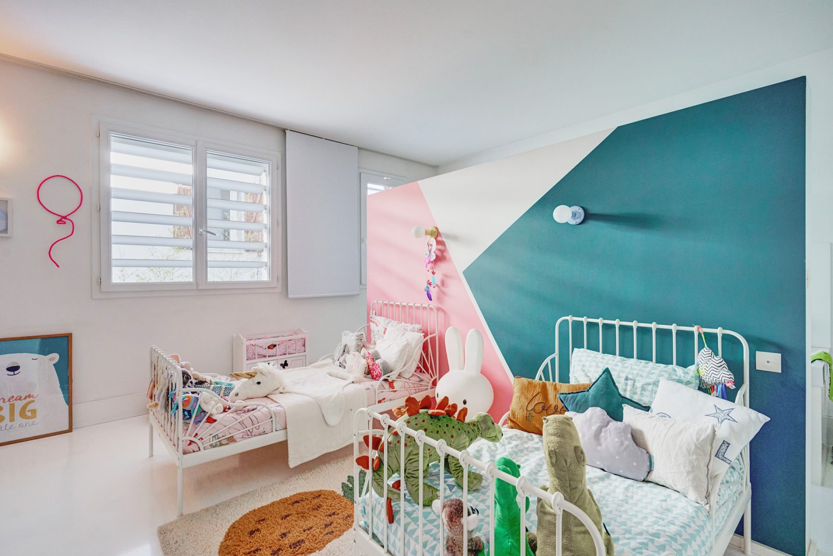 Maison d’architecte avec extérieur en ville
