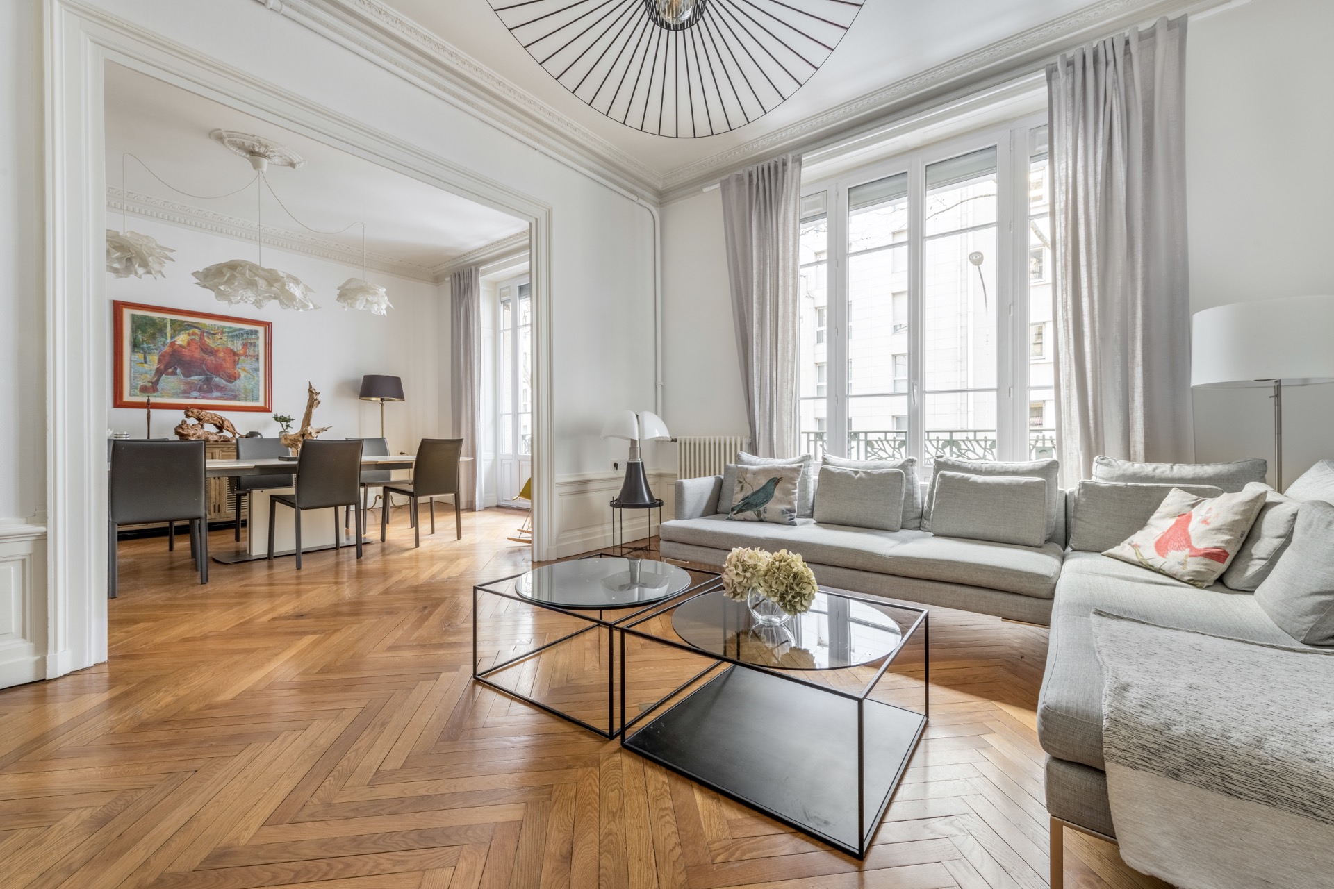 Bourgeois renovated close to the metro
