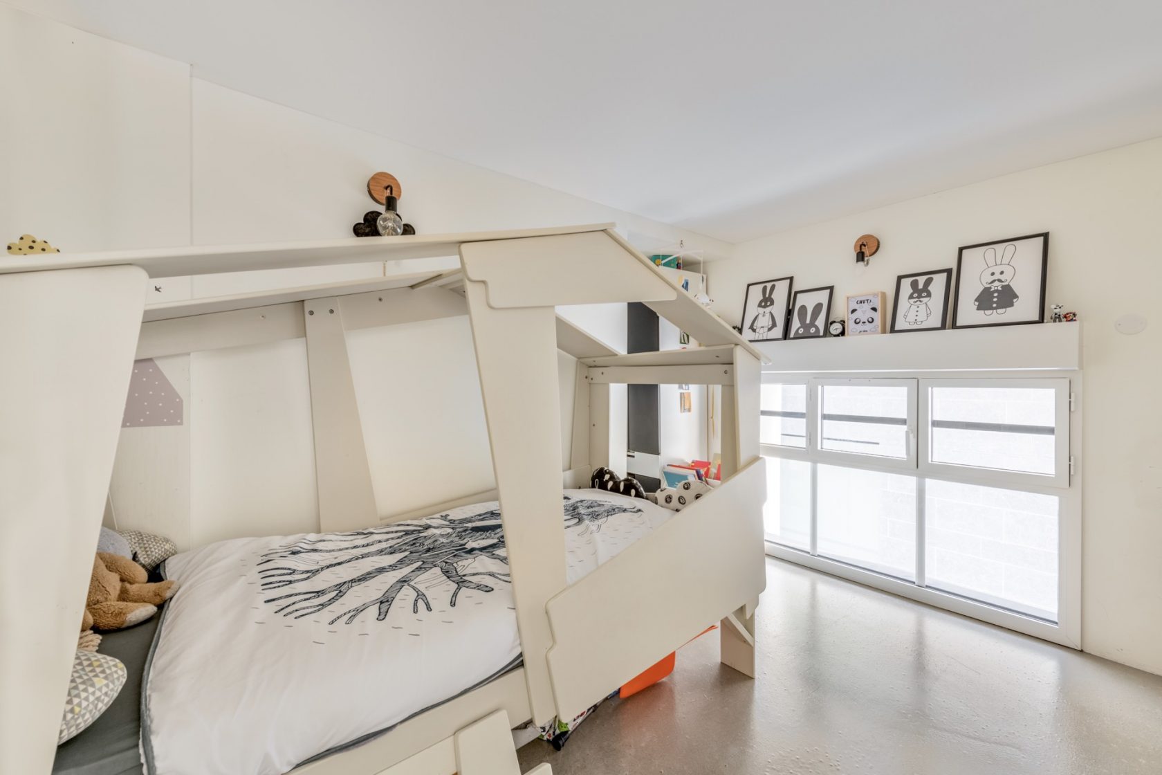 Loft dans un ancien entrepôt secteur Jean Macé