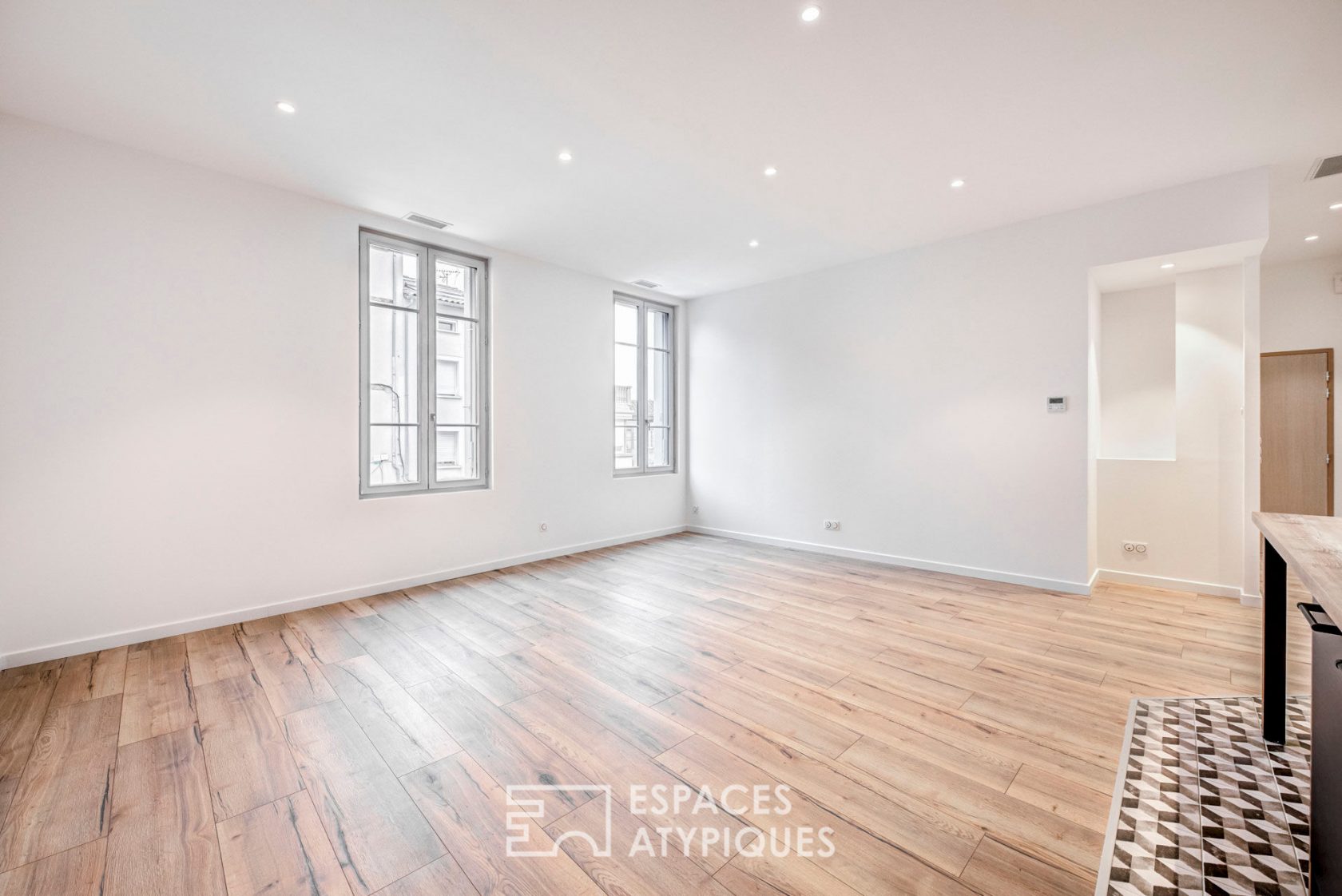 Appartement à la rénovation contemporaine