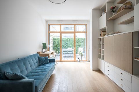 Contemporary duplex with terrace