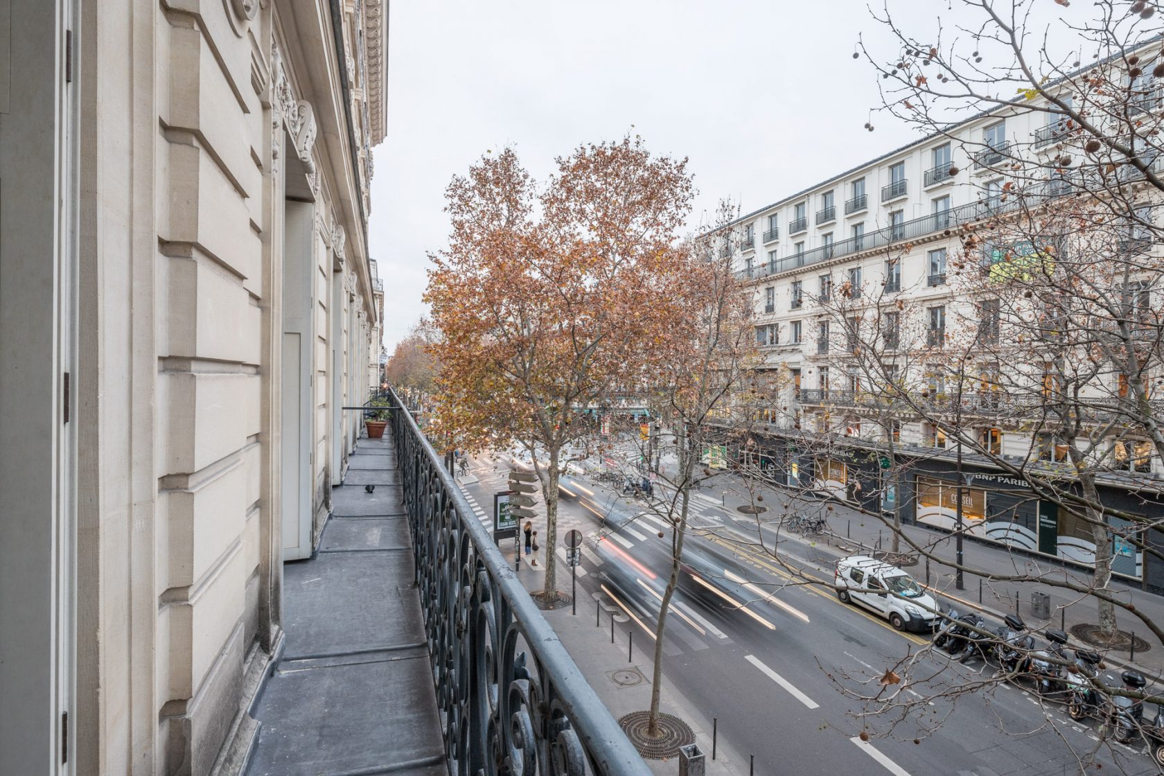 Appartement contemporain avec balcon