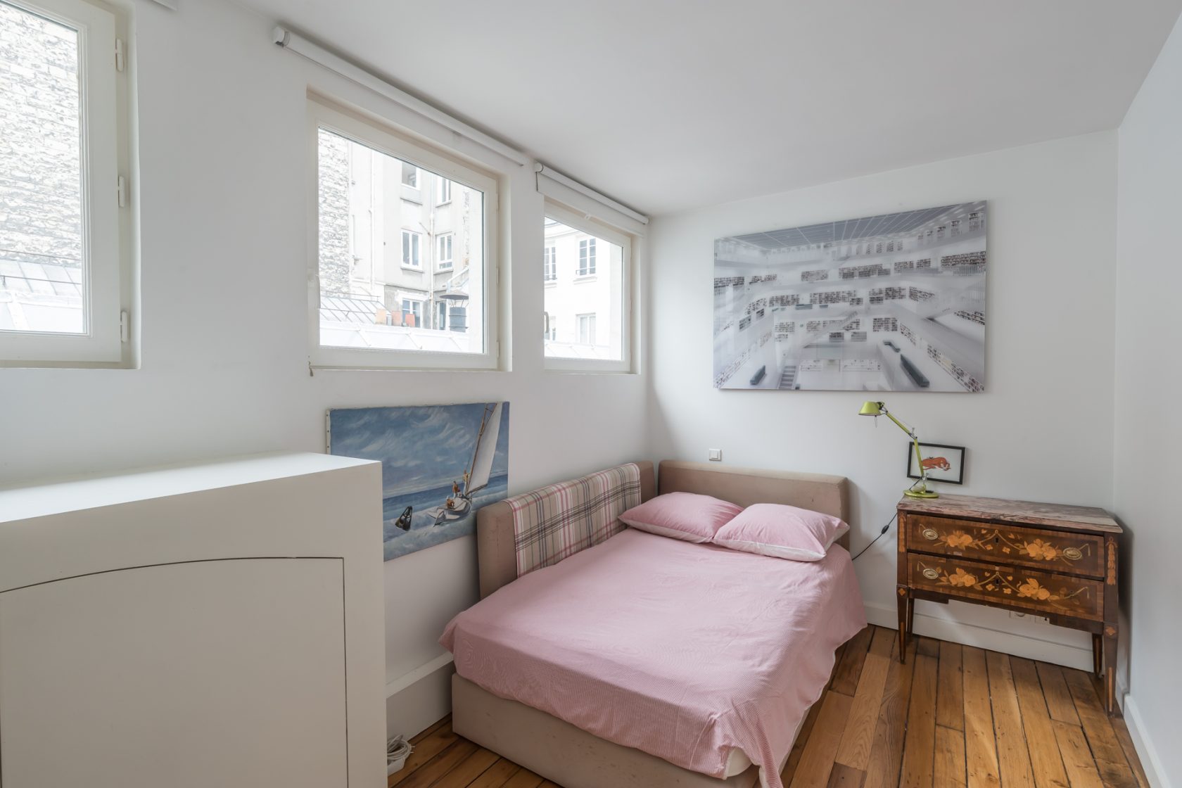 Contemporary apartment in passage