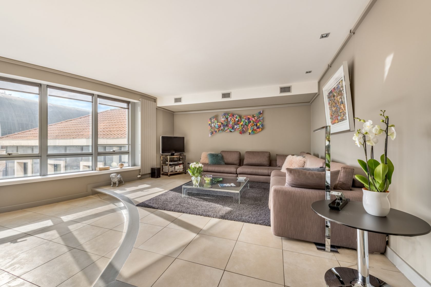 Appartement d’architecte avec terrasse et vue sur l’Opéra