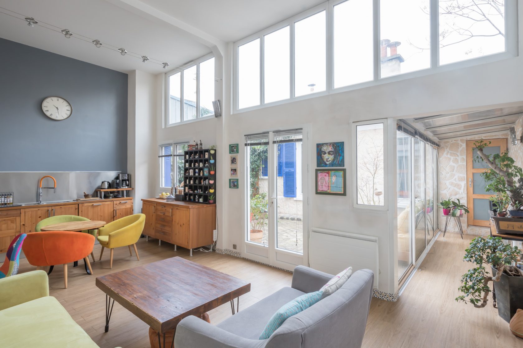 Loft house with paved courtyard