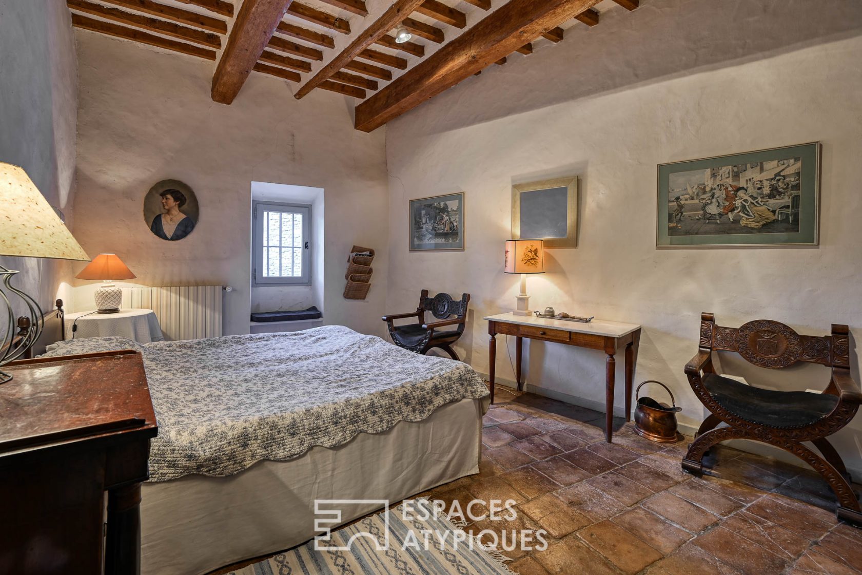 17th century bourgeois farmhouse with garden in the heart of the historic center