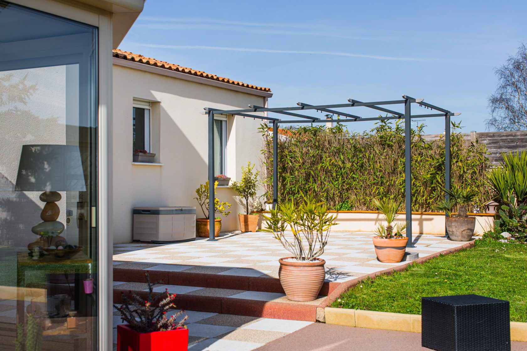 Villa Familiale et son jardin verdoyant