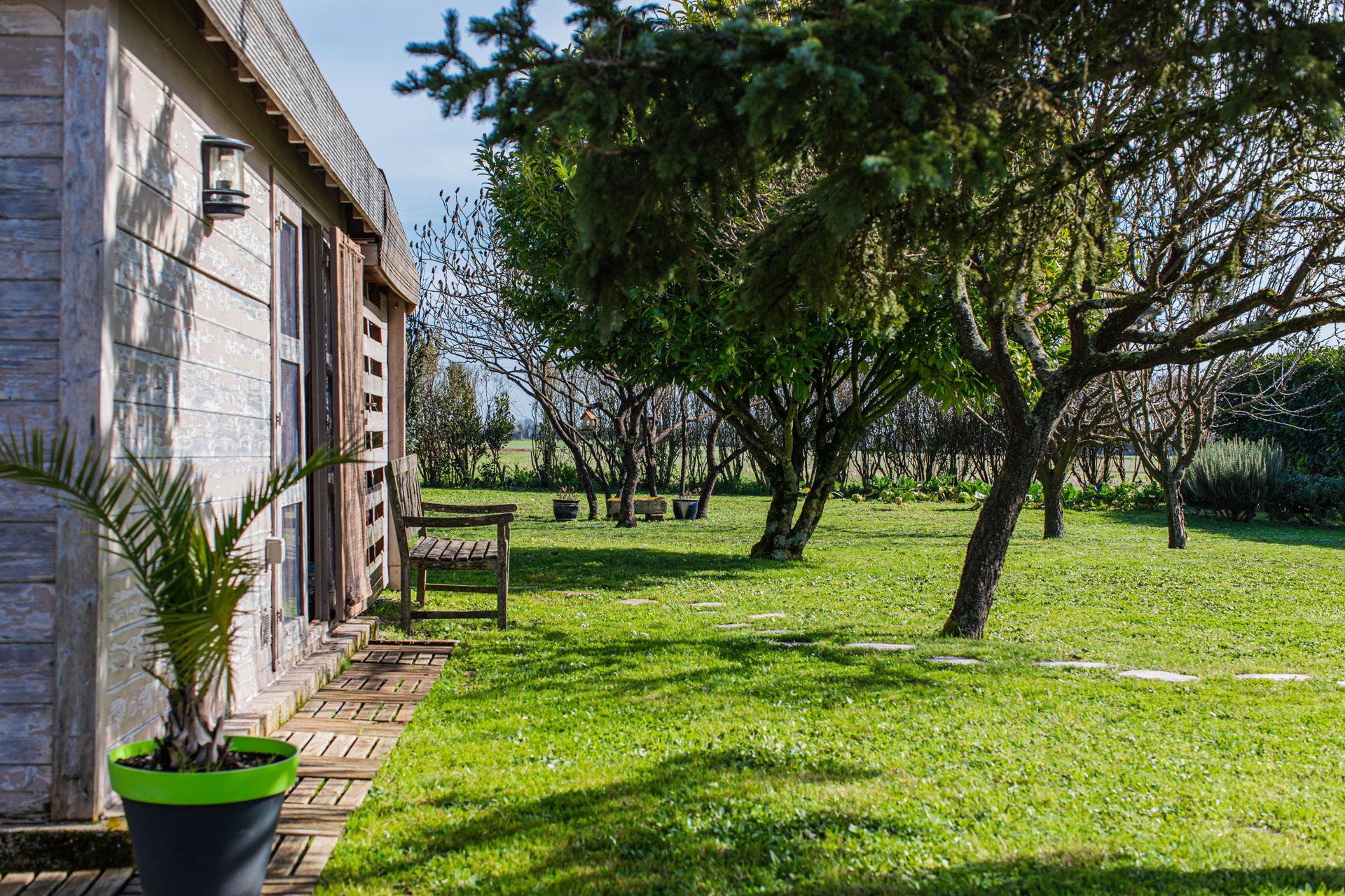 Villa Familiale et son jardin verdoyant