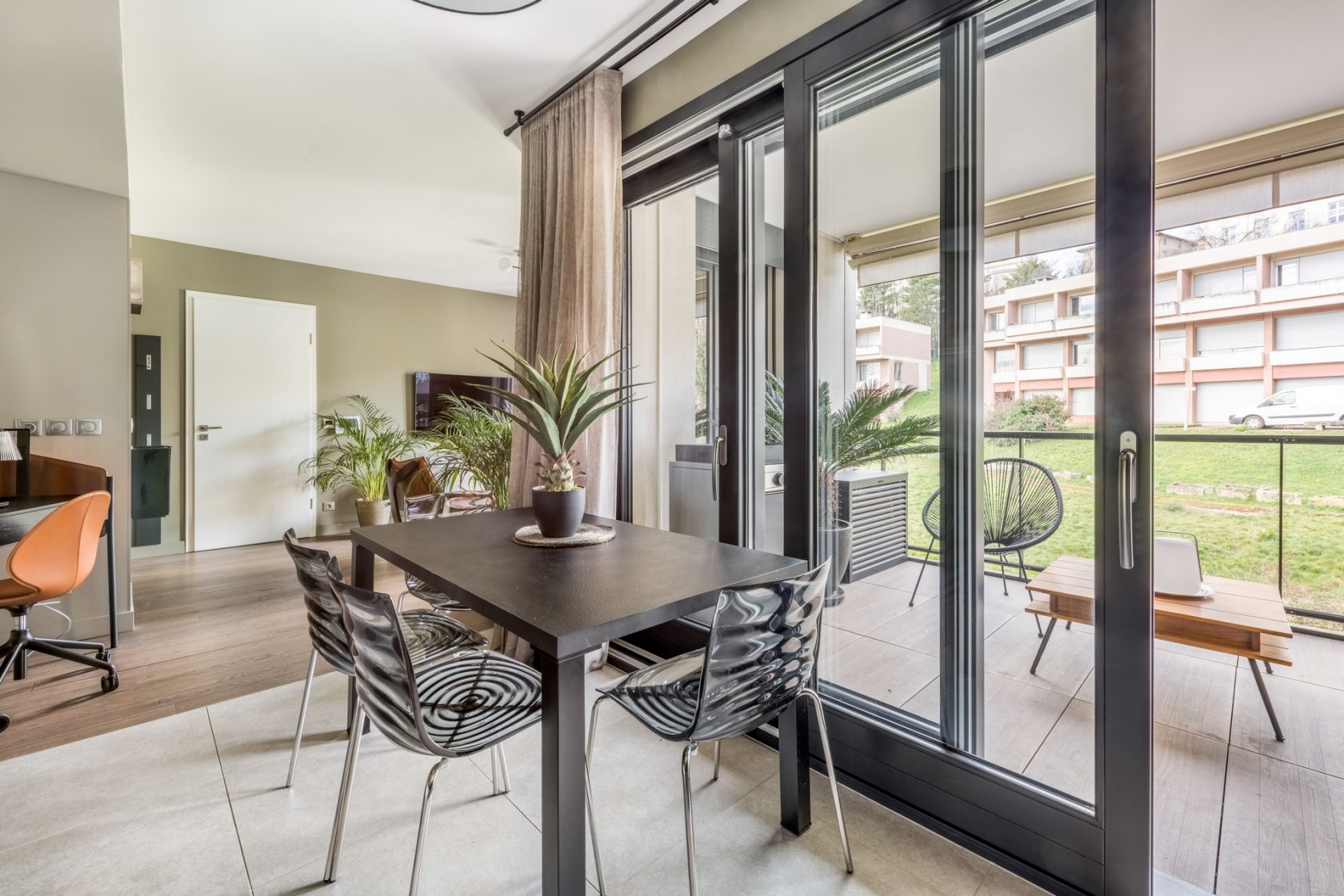 Appartement de standing avec terrasse
