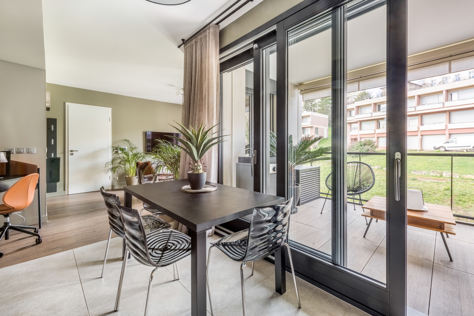 Appartement de standing avec terrasse