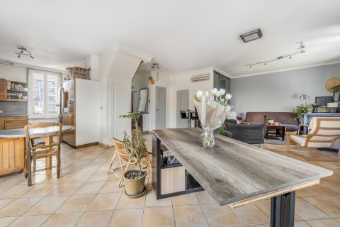 Appartement en duplex avec terrasse et jardin