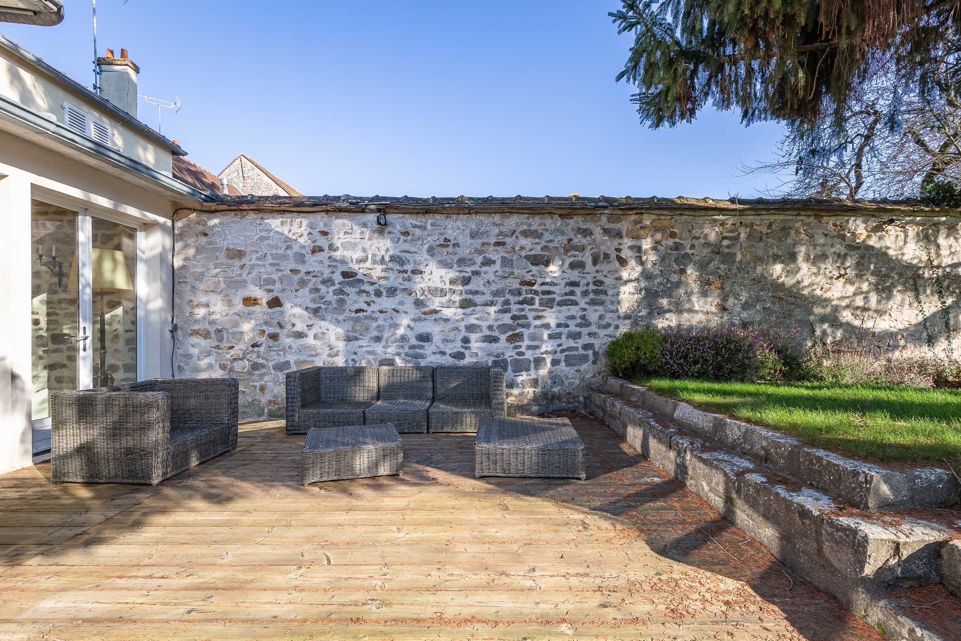 Maison de charme rénovée en coeur de village