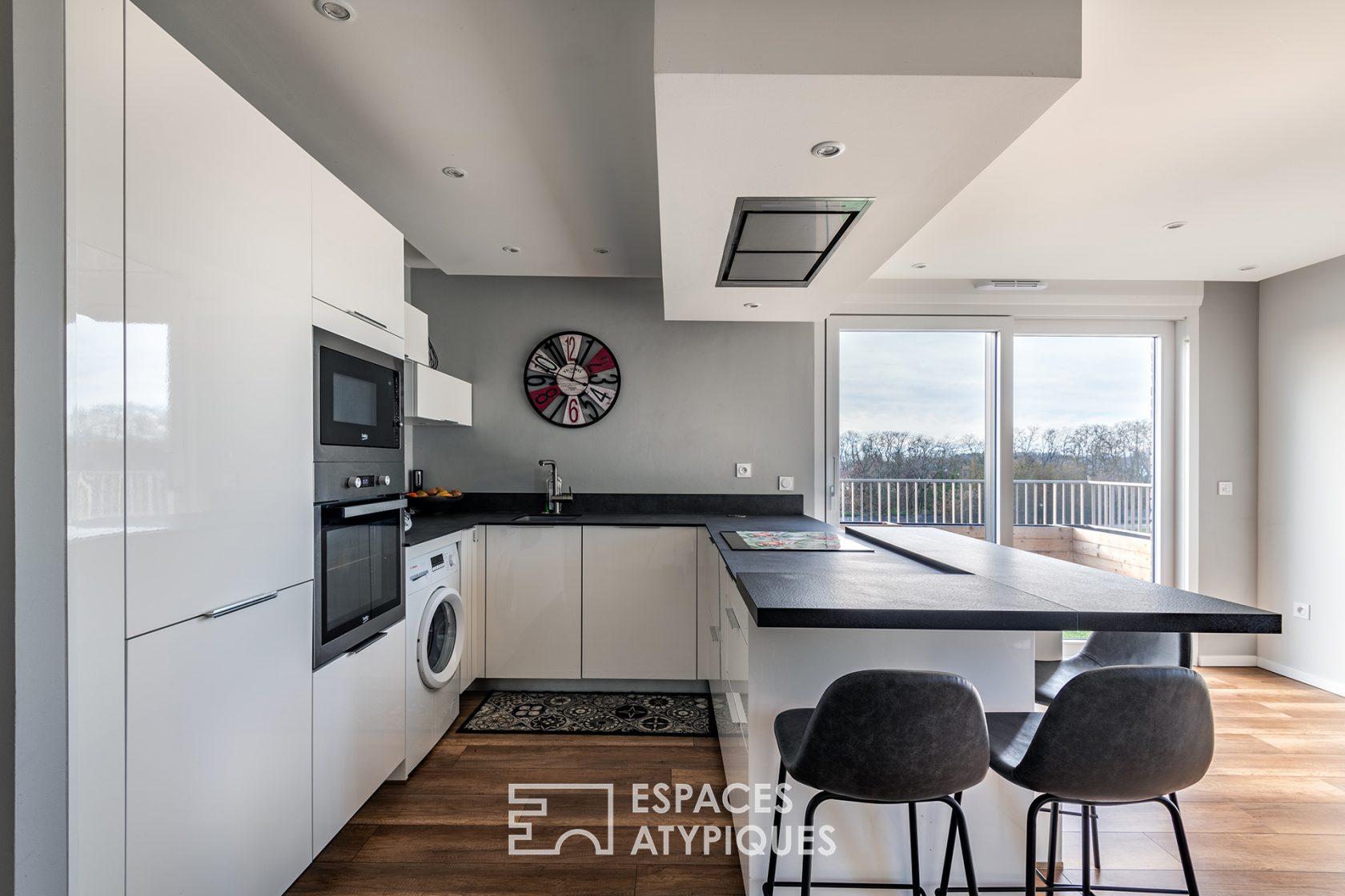Contemporary attic and its terrace