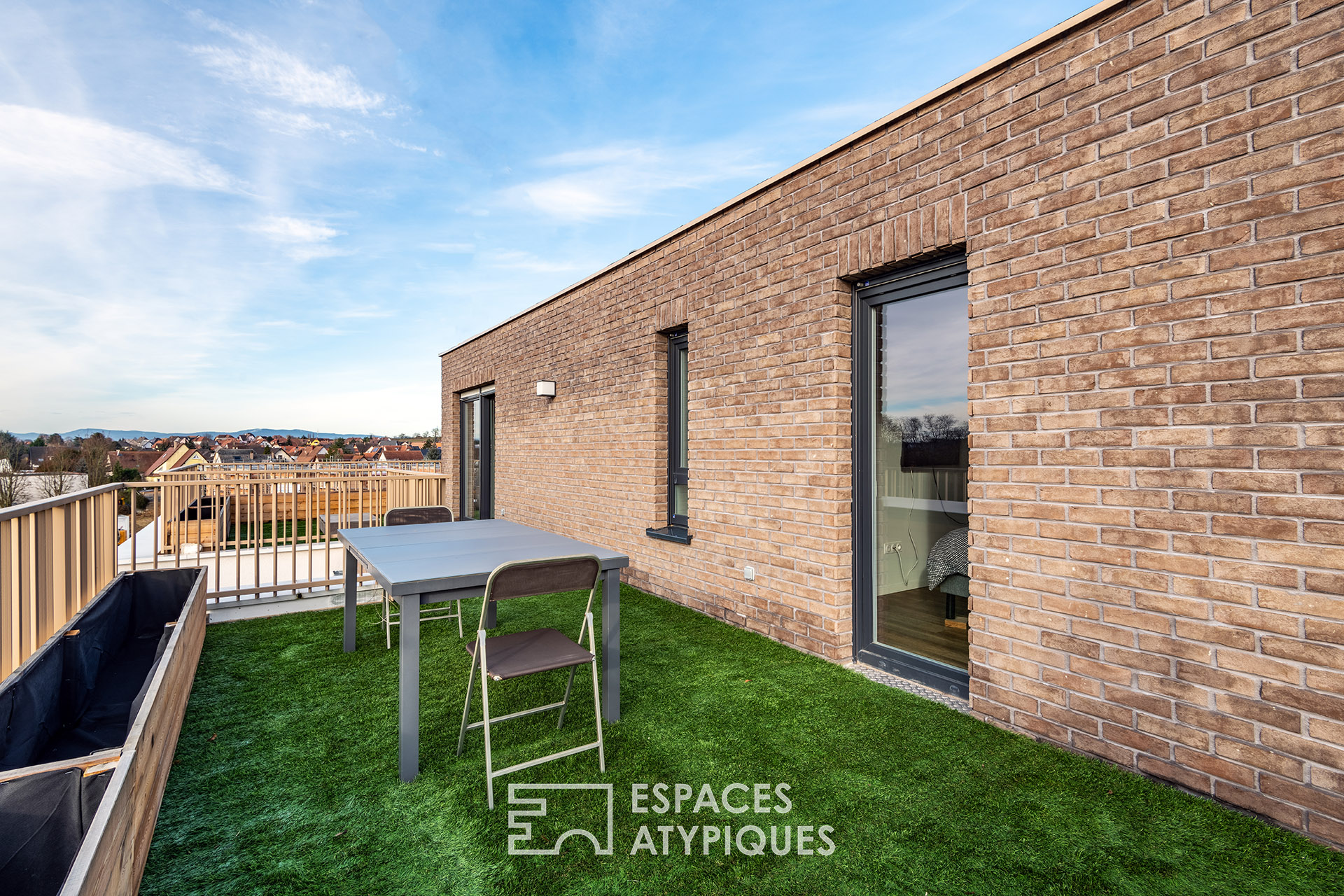 Contemporary attic and its terrace