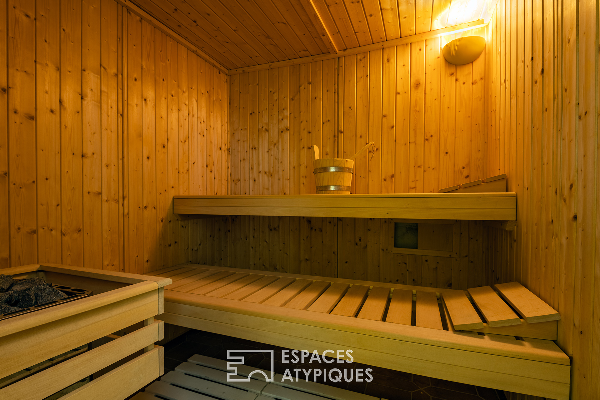 Maison de caractère et sa piscine