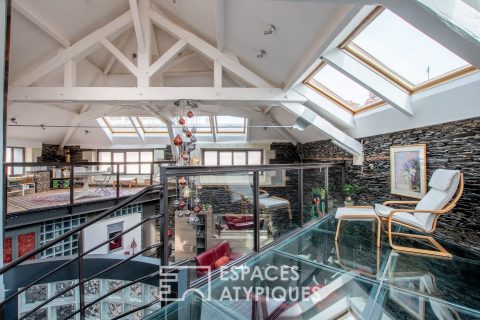 Appartement loft sous puits de lumière en hypercentre