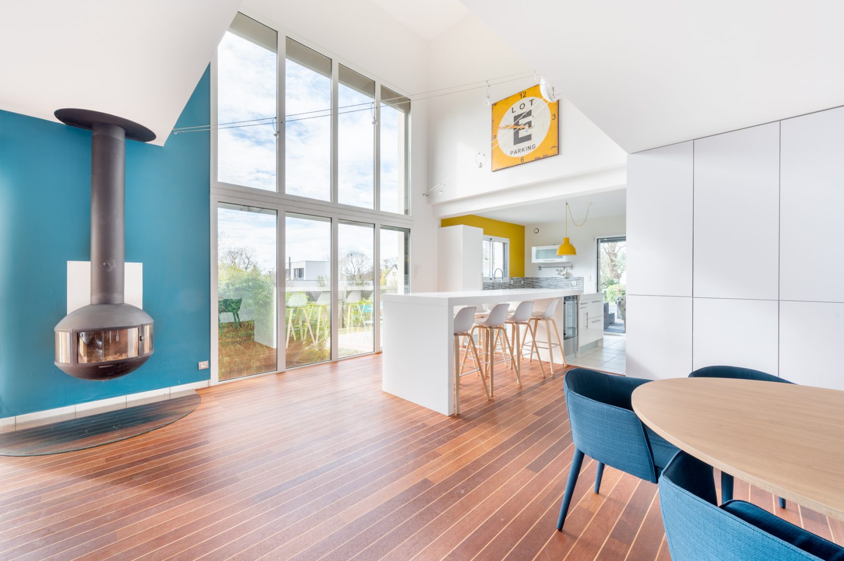Vaste et confortable familiale contemporaine – 277m²