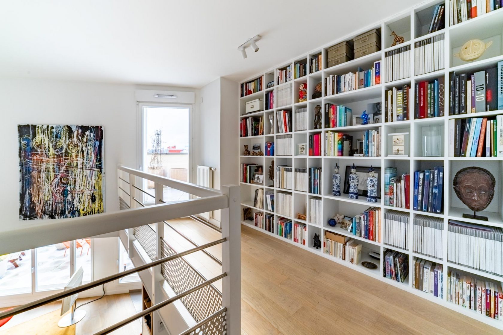 Contemporary duplex with terraces and views