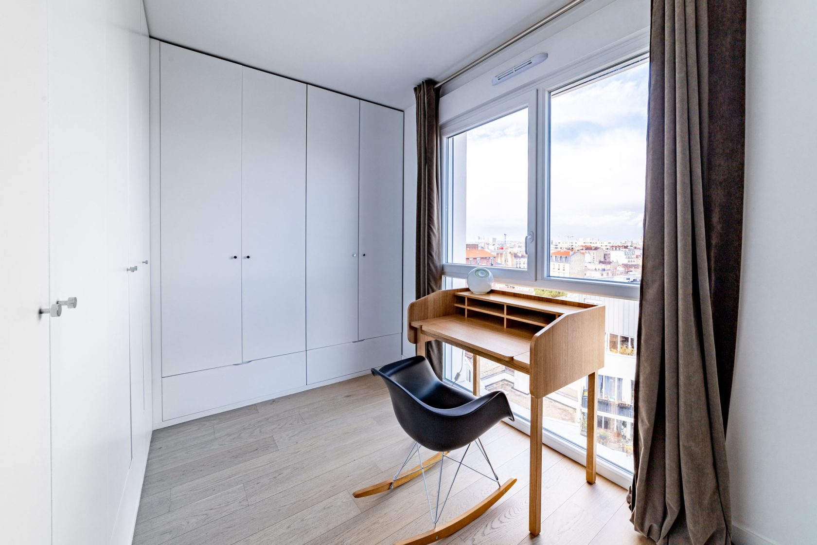 Contemporary duplex with terraces and views