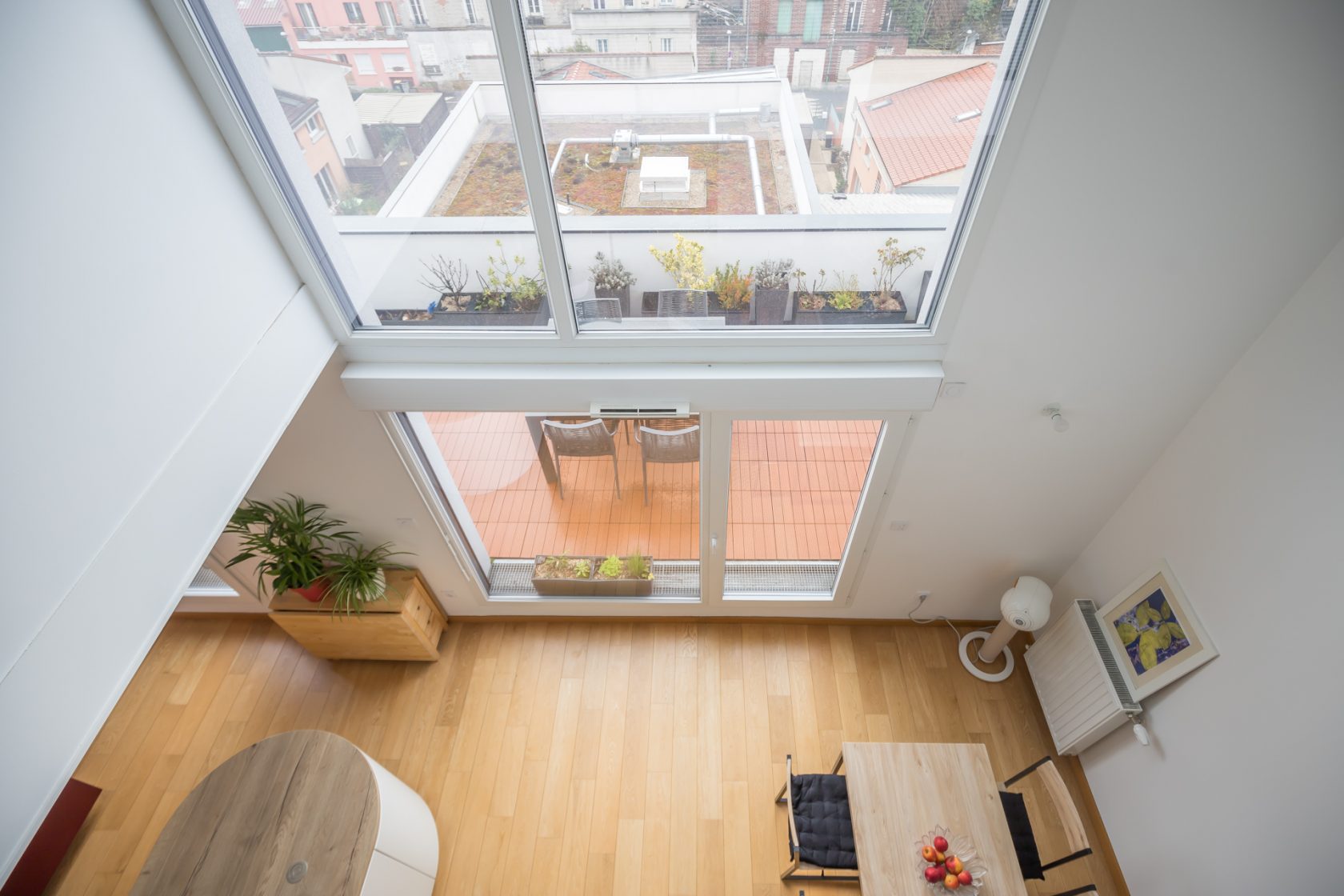 Contemporary duplex with terraces