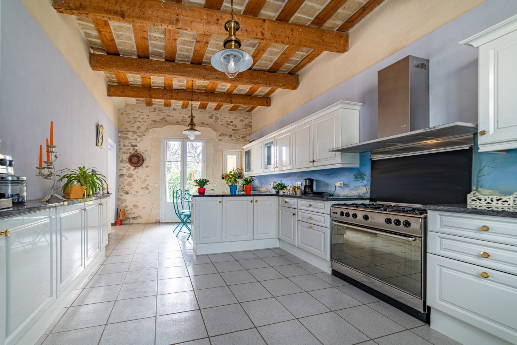 The artist’s spirit – a sublime restored winegrower’s house