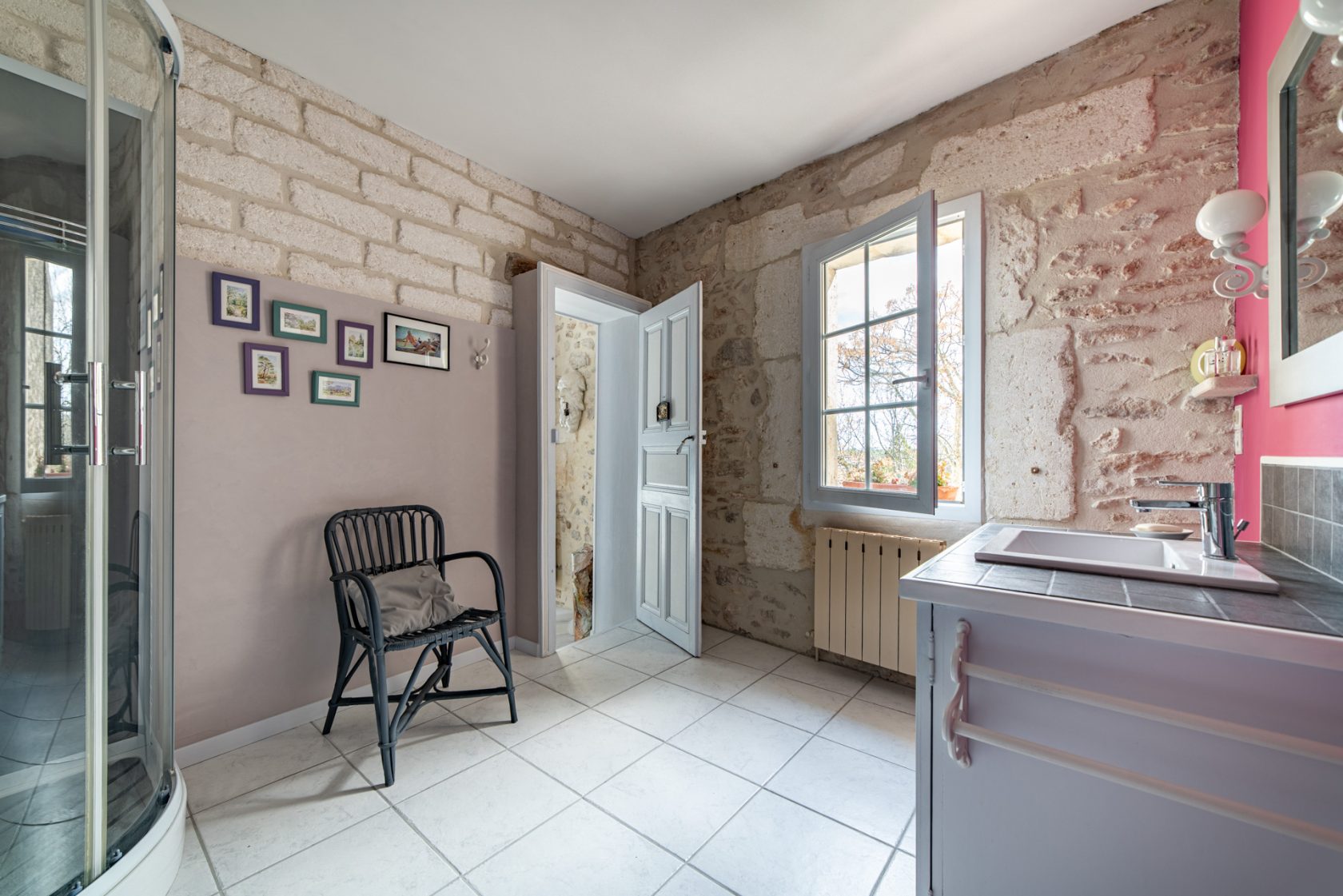The artist’s spirit – a sublime restored winegrower’s house