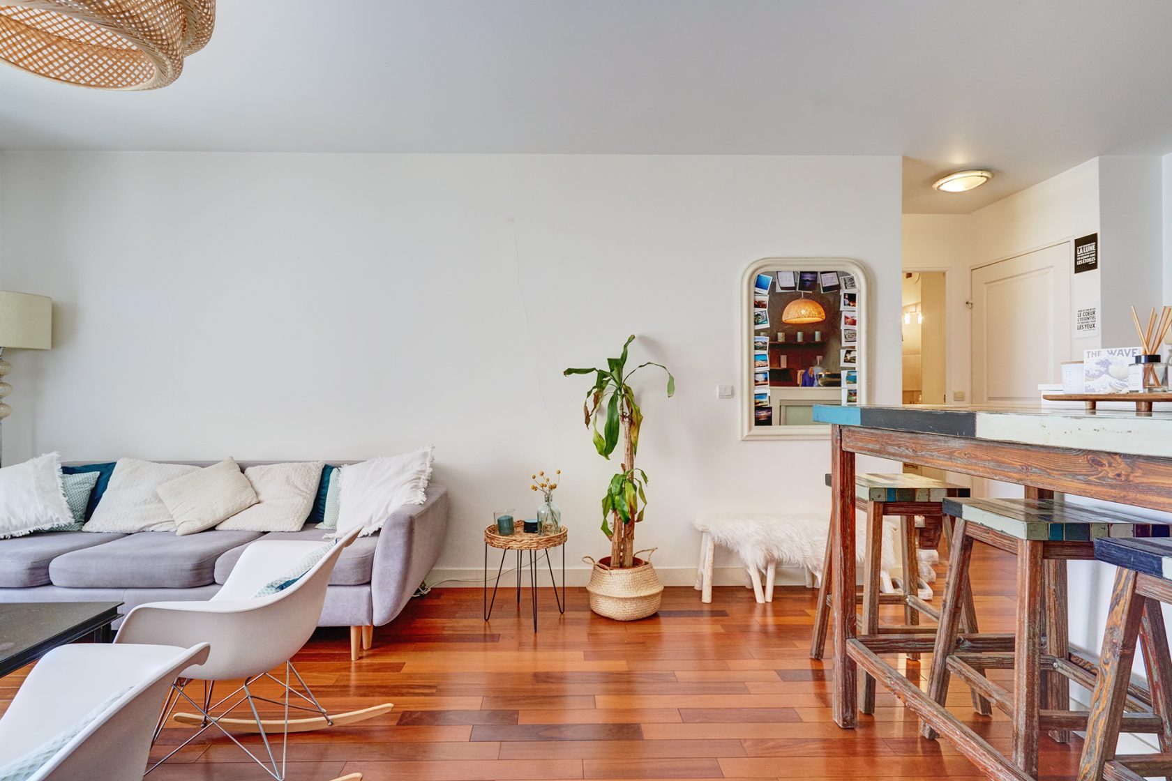 Contemporary apartment with terrace