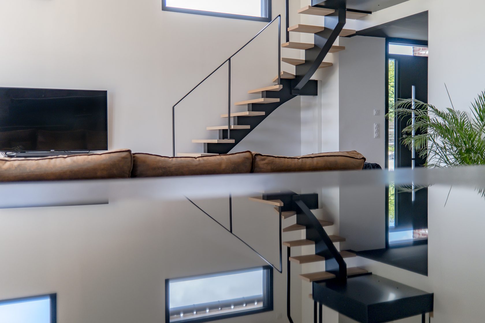 Former agricultural building renovated by an architect with equestrian estate
