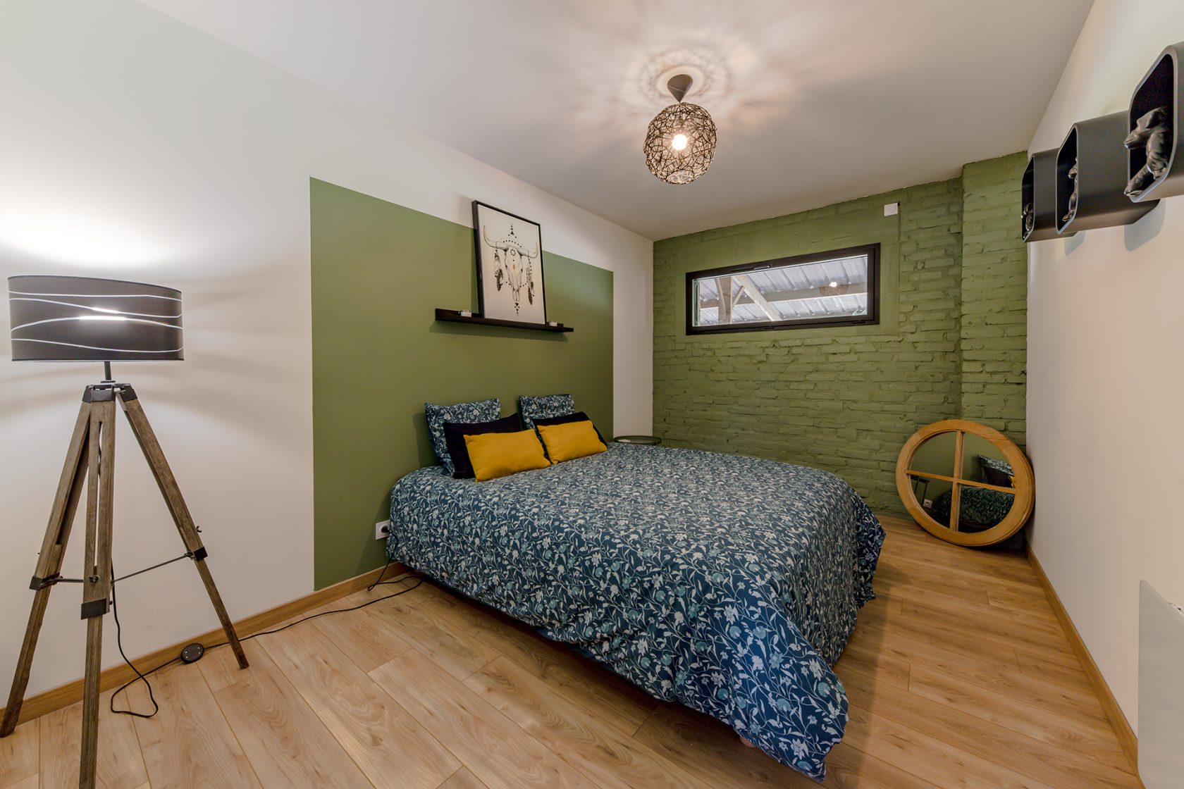 Former agricultural building renovated by an architect with equestrian estate