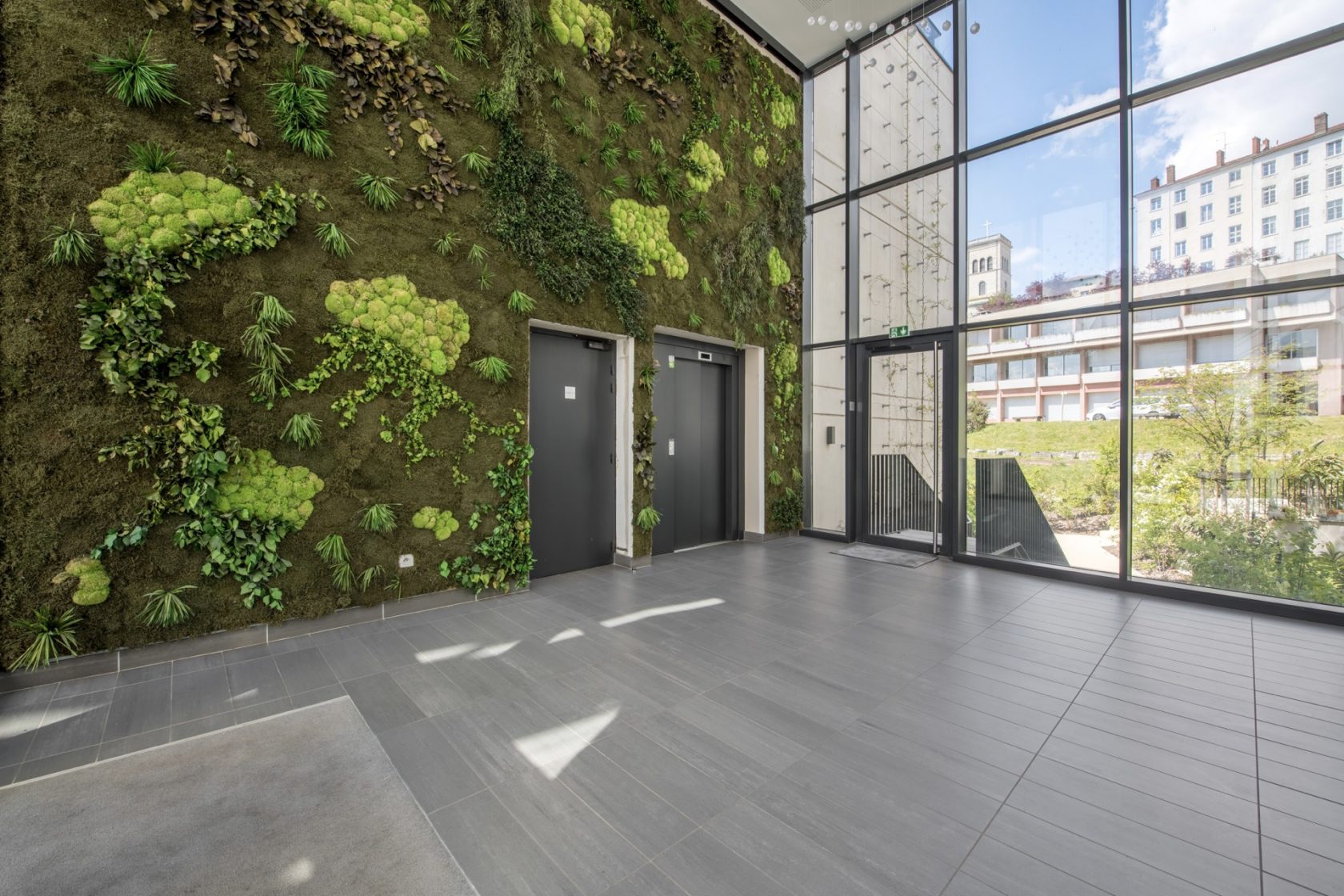 Appartement de standing avec terrasse