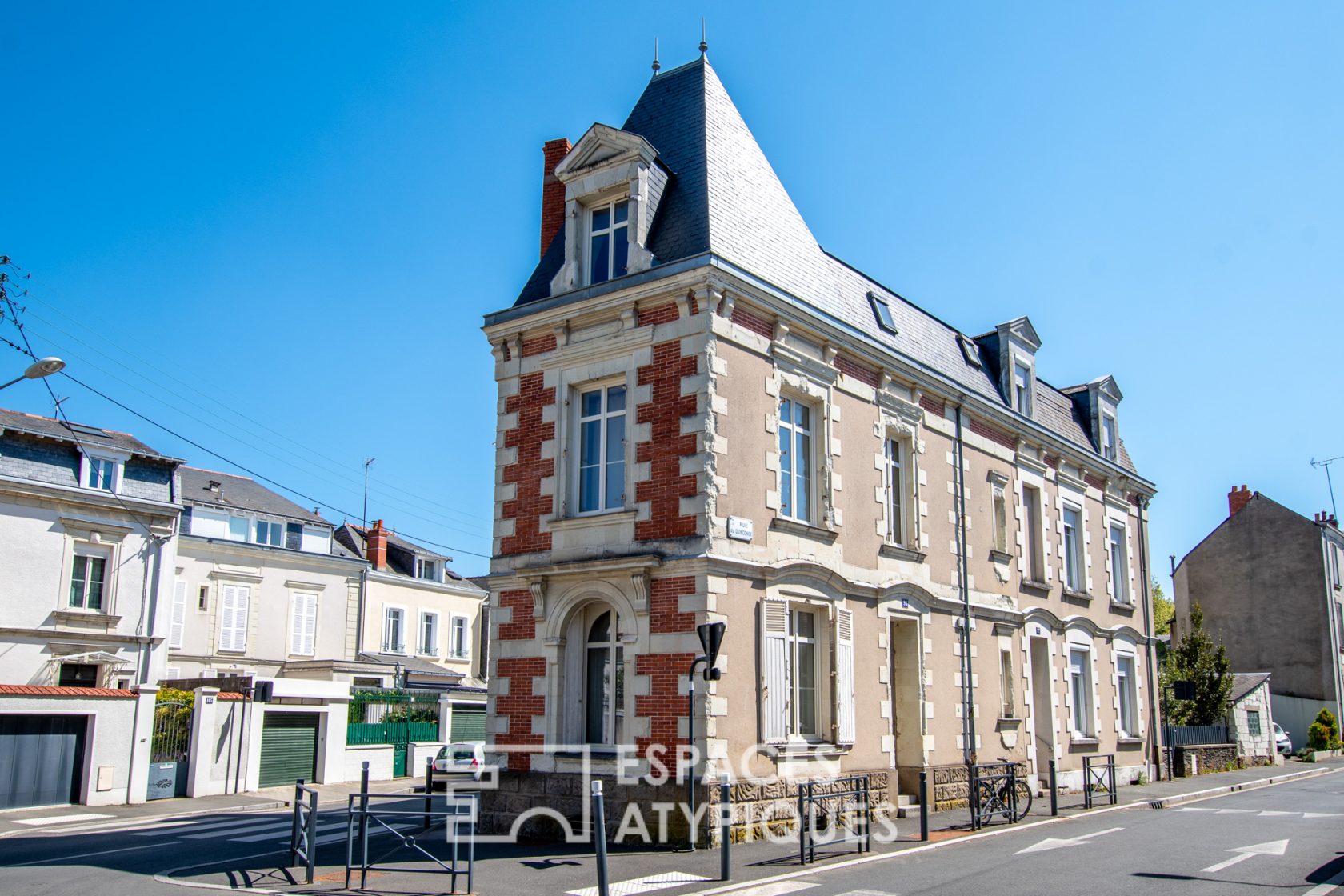 Maison-appartement de caractère rue du Quinconce