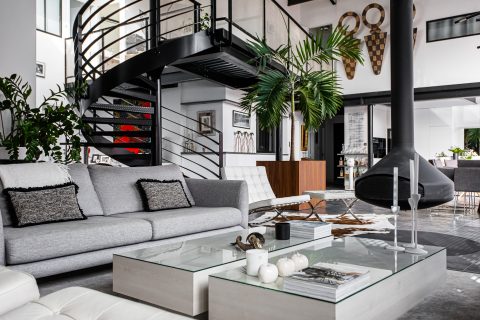 Loft aux volumes hors normes et son annexe