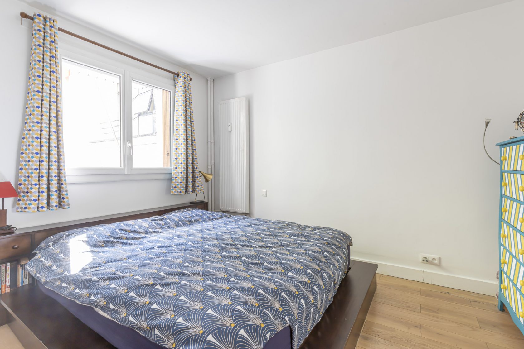 Appartement contemporain dans anciens bureaux