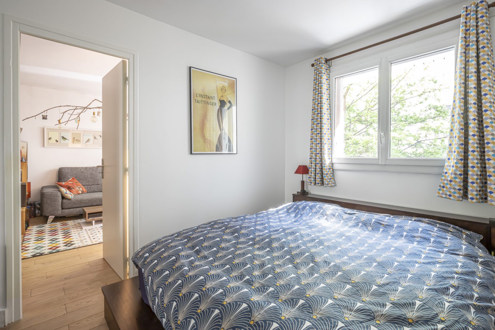 Appartement contemporain dans anciens bureaux