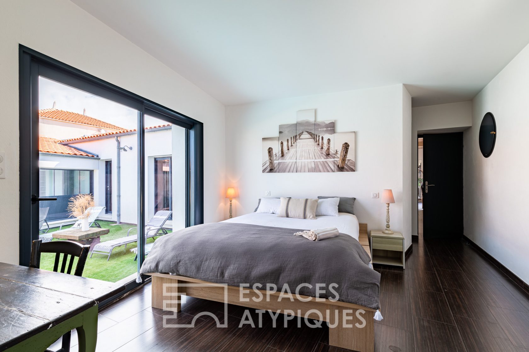 Contemporaine chaleureuse et conviviale