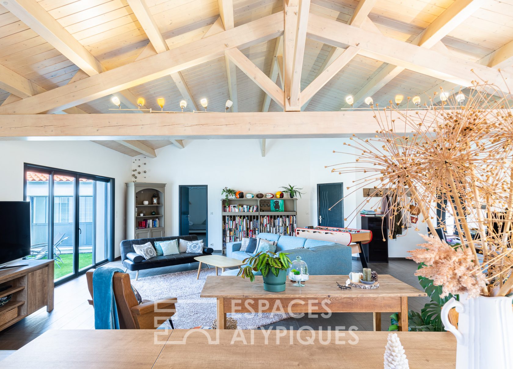 Contemporaine chaleureuse et conviviale