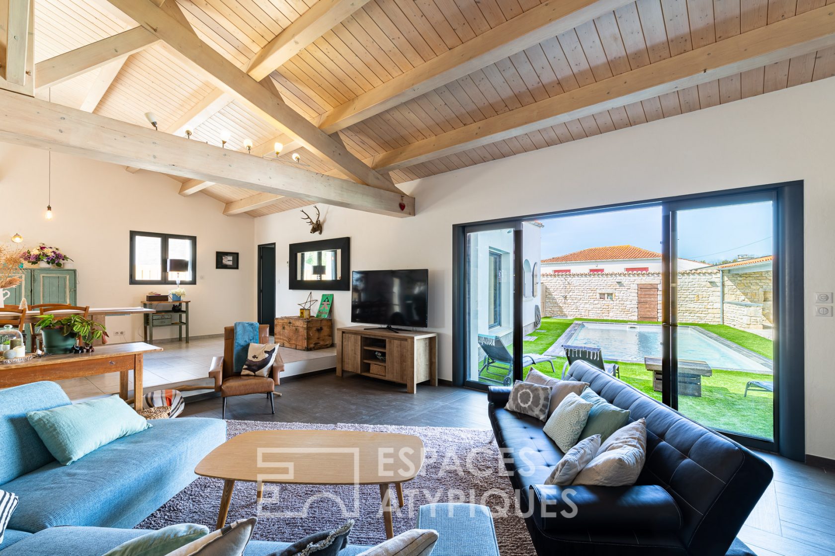 Contemporaine chaleureuse et conviviale
