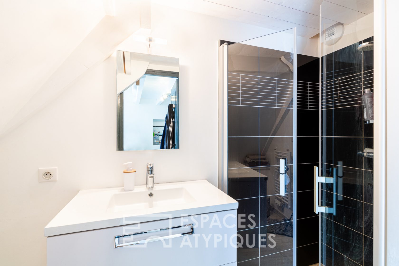 Contemporaine chaleureuse et conviviale