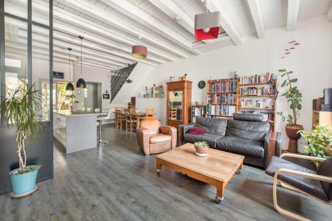 Maison de ville avec terrasse et jardin