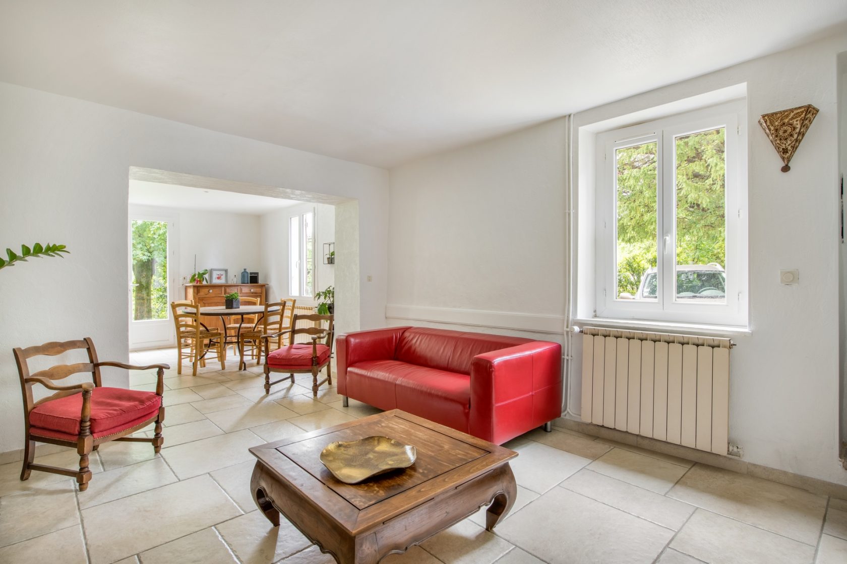 Ancien corps de ferme réhabilité avec jardin