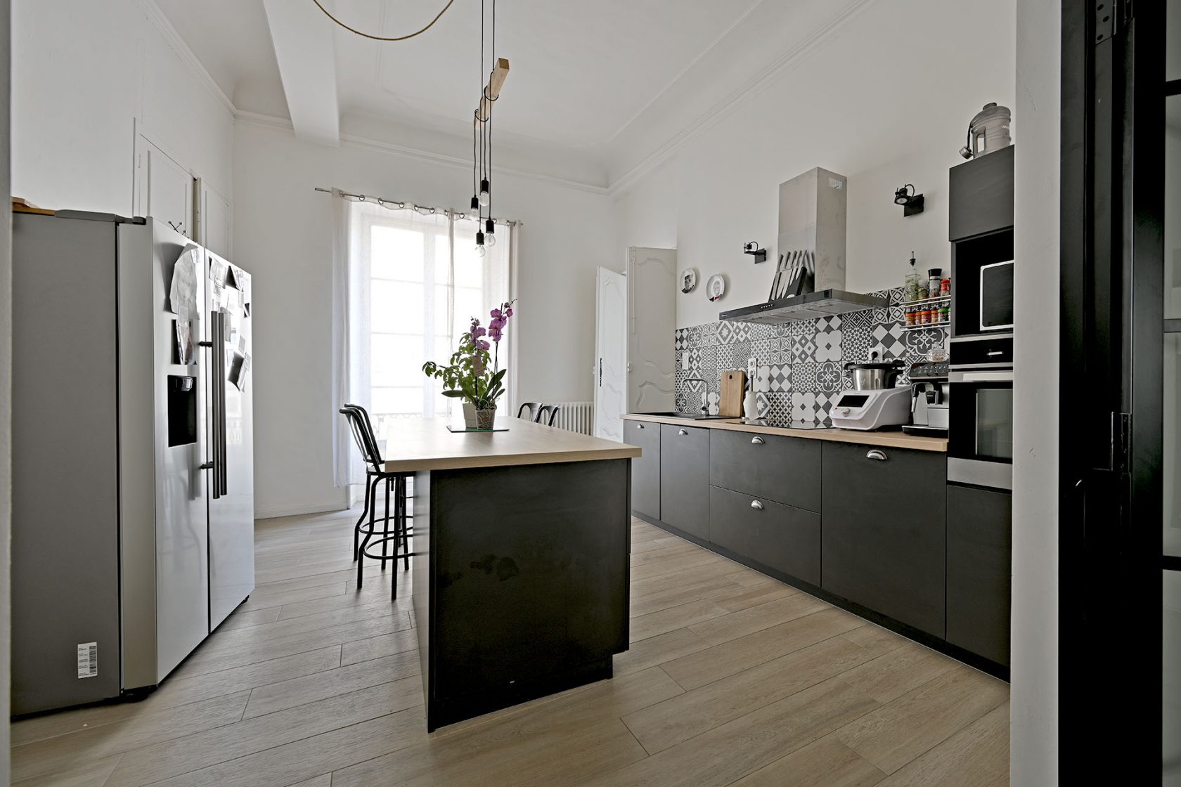 “Modular” Haussmannian apartment in the heart of Nimes