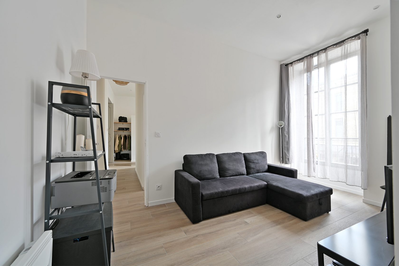 “Modular” Haussmannian apartment in the heart of Nimes