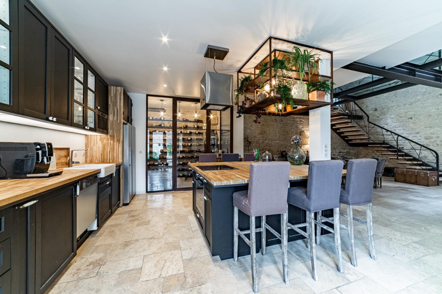 Loft démesuré au caractère atypique