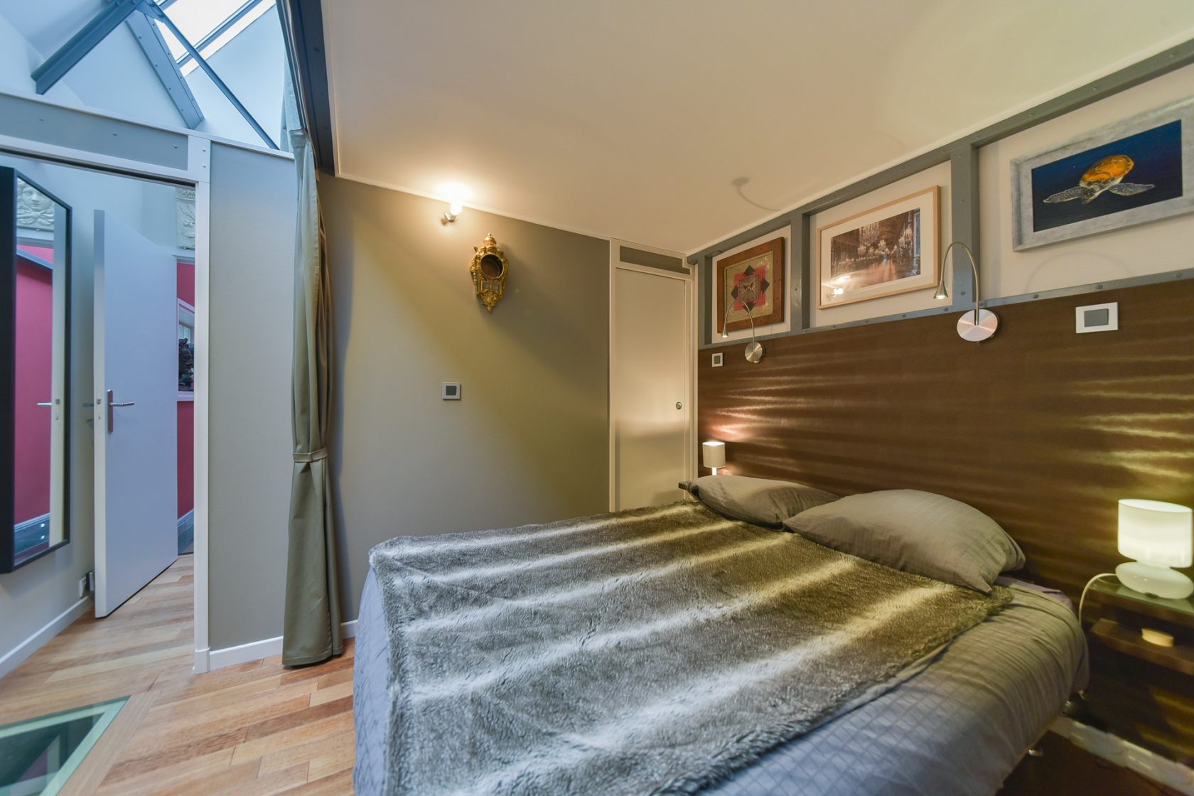 Magnificent Duplex Loft with terraces in Argenteuil.