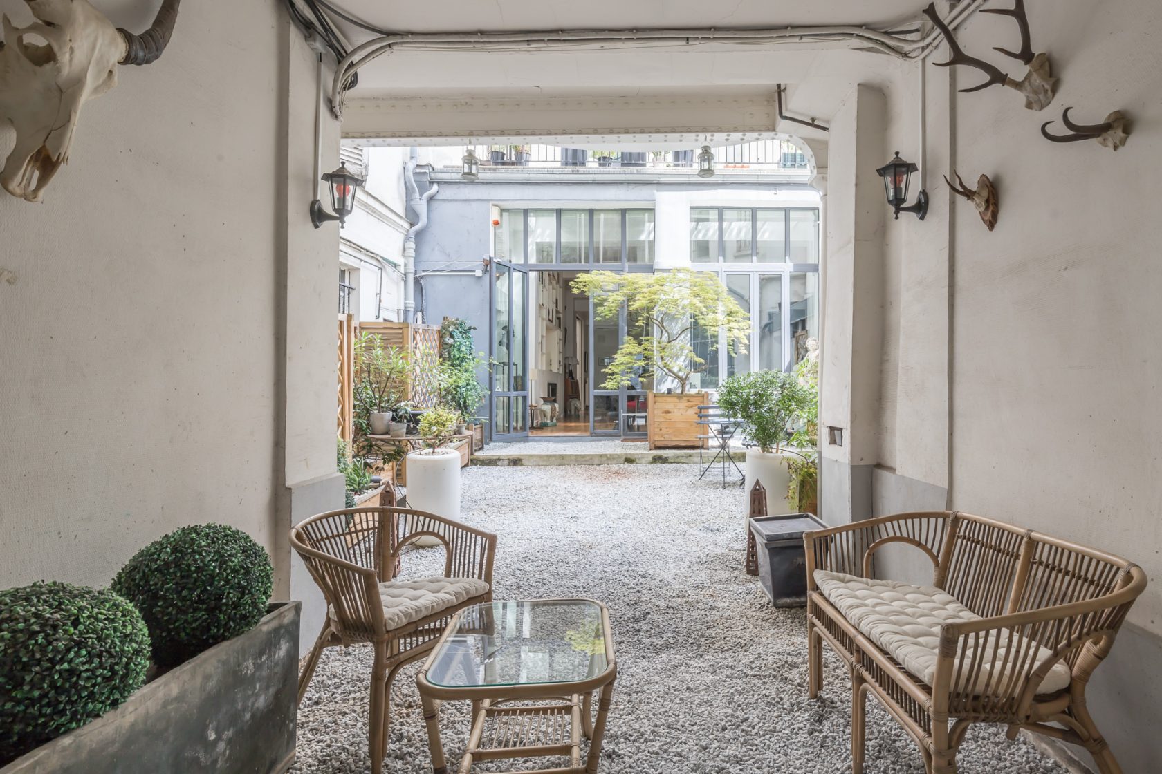 Loft with courtyard near Canal