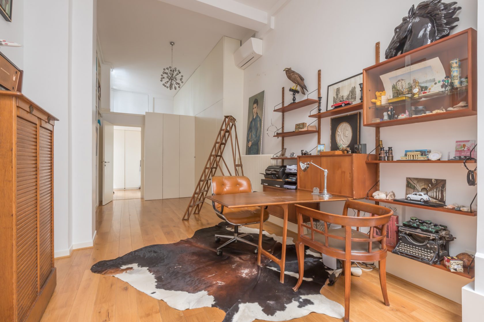 Loft with courtyard near Canal