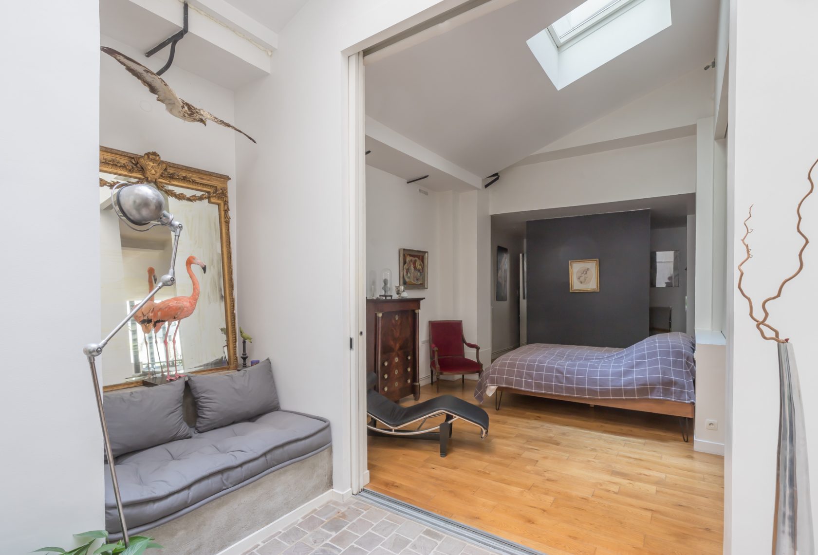 Loft with courtyard near Canal