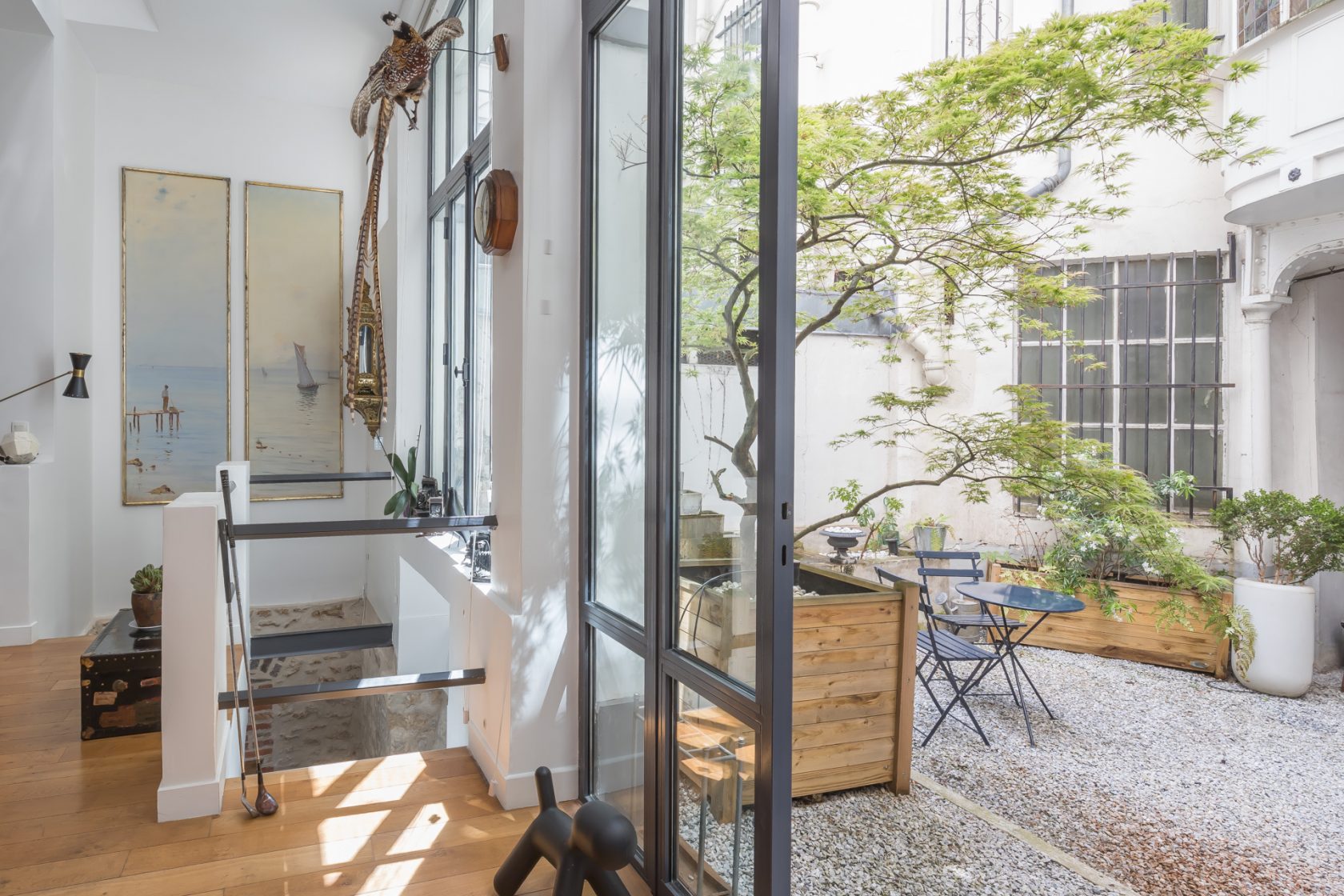 Loft with courtyard near Canal