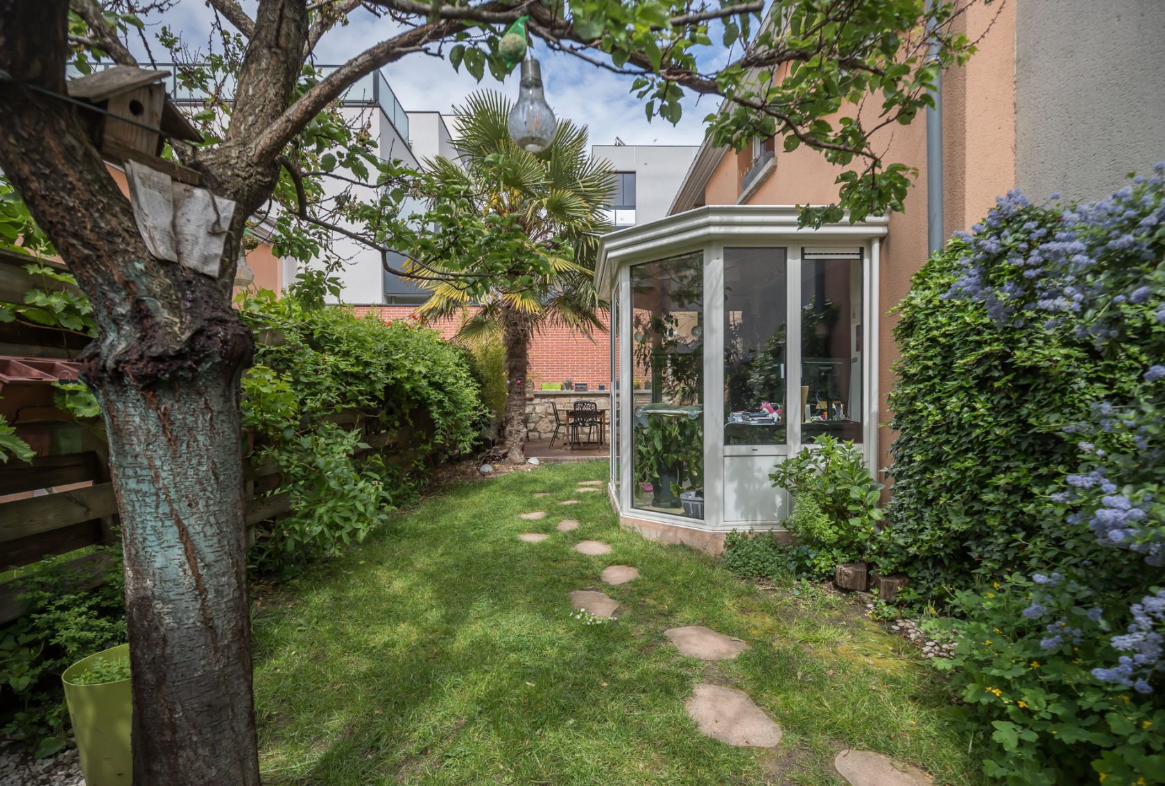 Contemporary house with garden