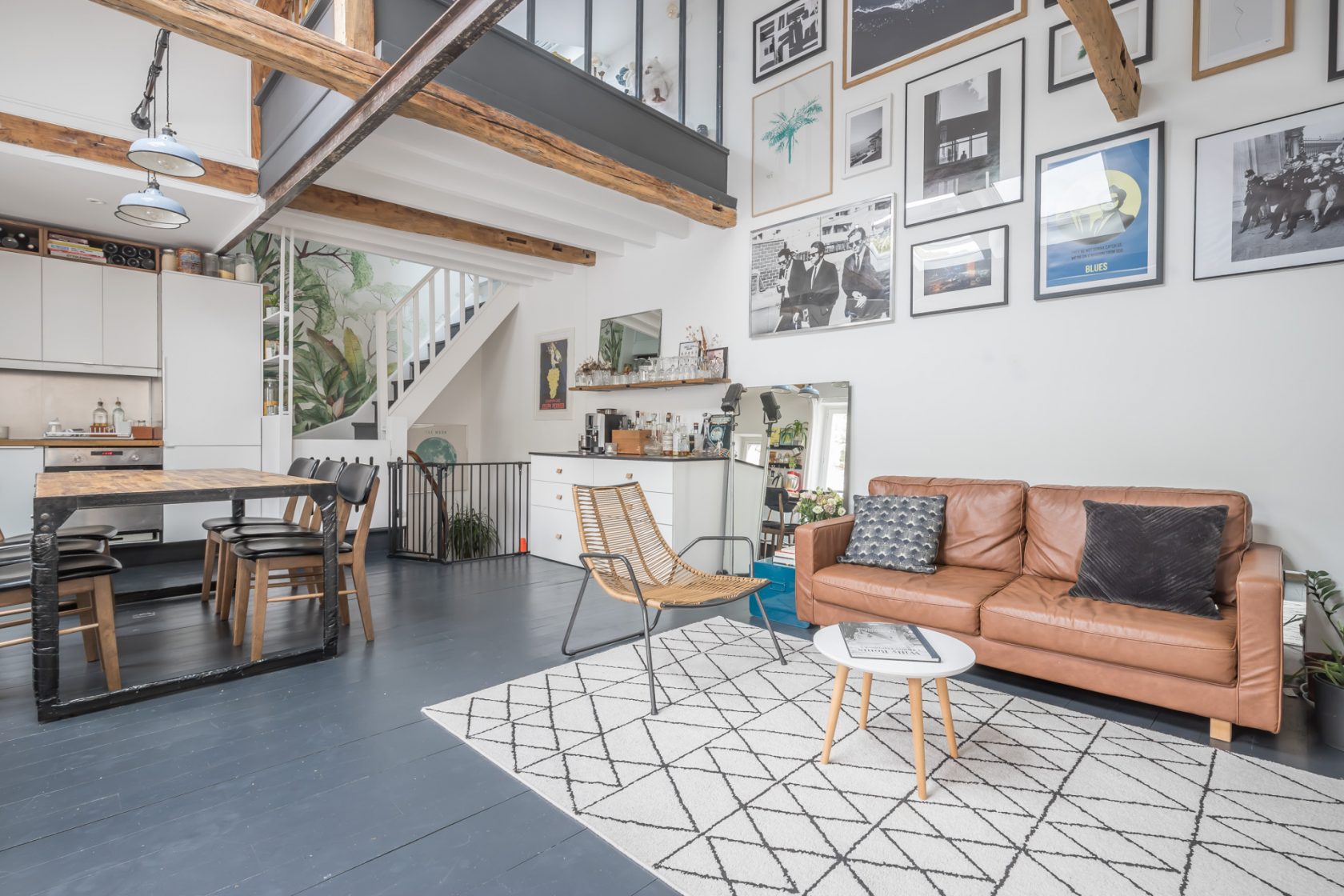Contemporary top floor duplex